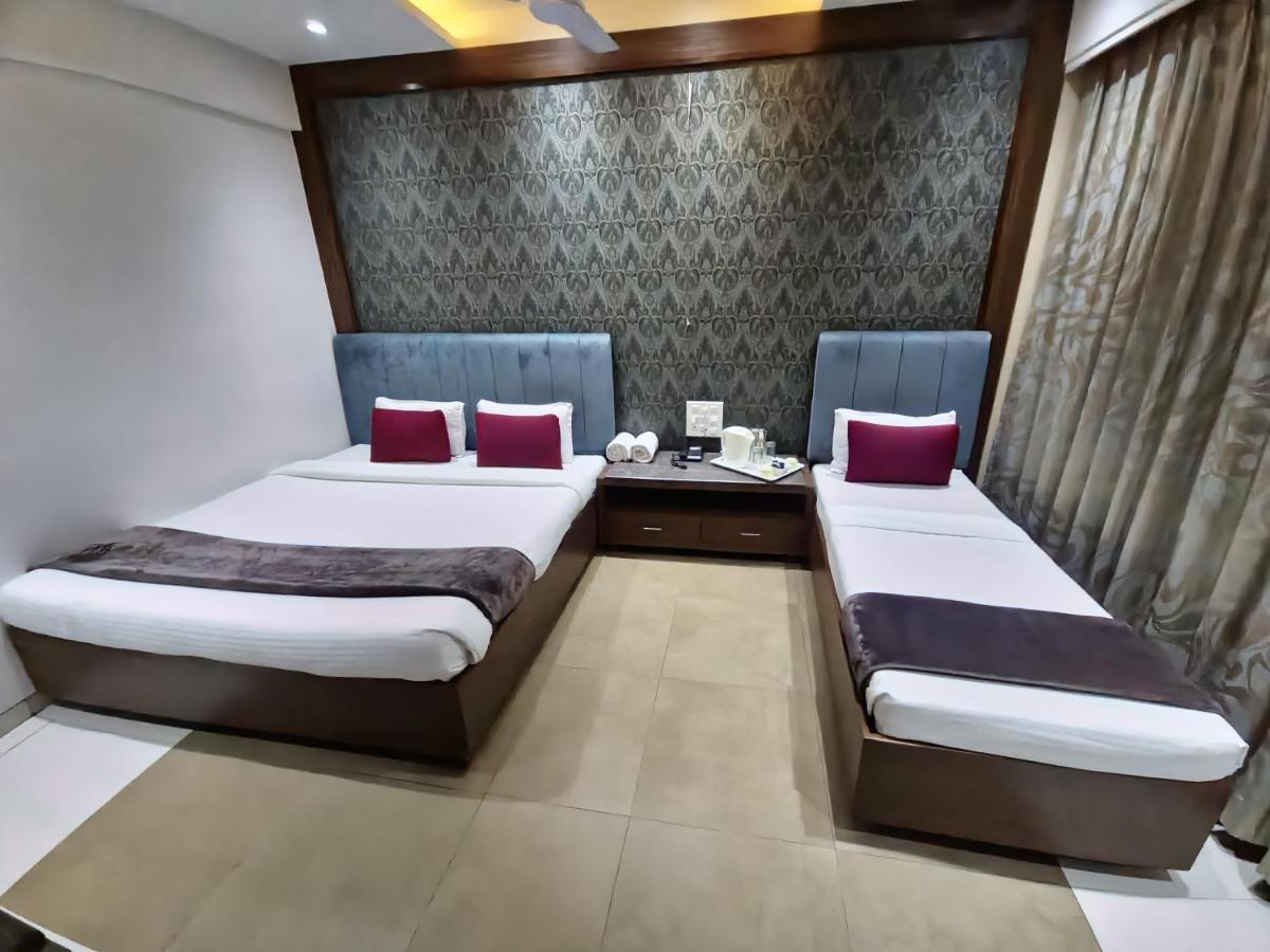 Hotel City Heart Shirdi Eksteriør billede