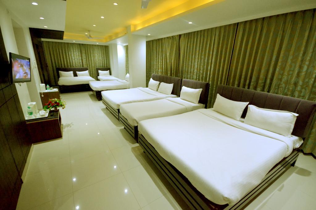 Hotel City Heart Shirdi Eksteriør billede