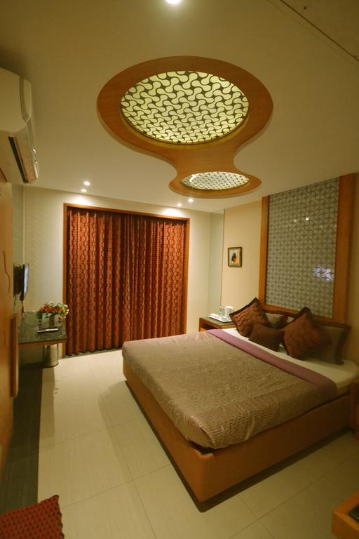 Hotel City Heart Shirdi Eksteriør billede